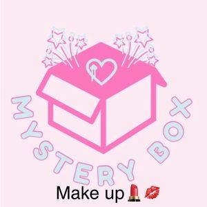 Mystery make up bundle- Greatness!